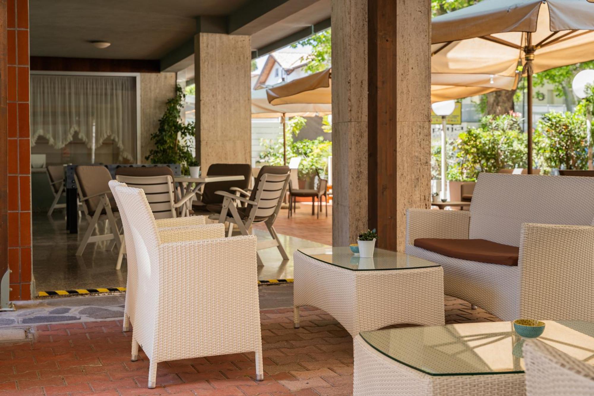 Hotel Ondina E Milazzo Τσέρβια Εξωτερικό φωτογραφία