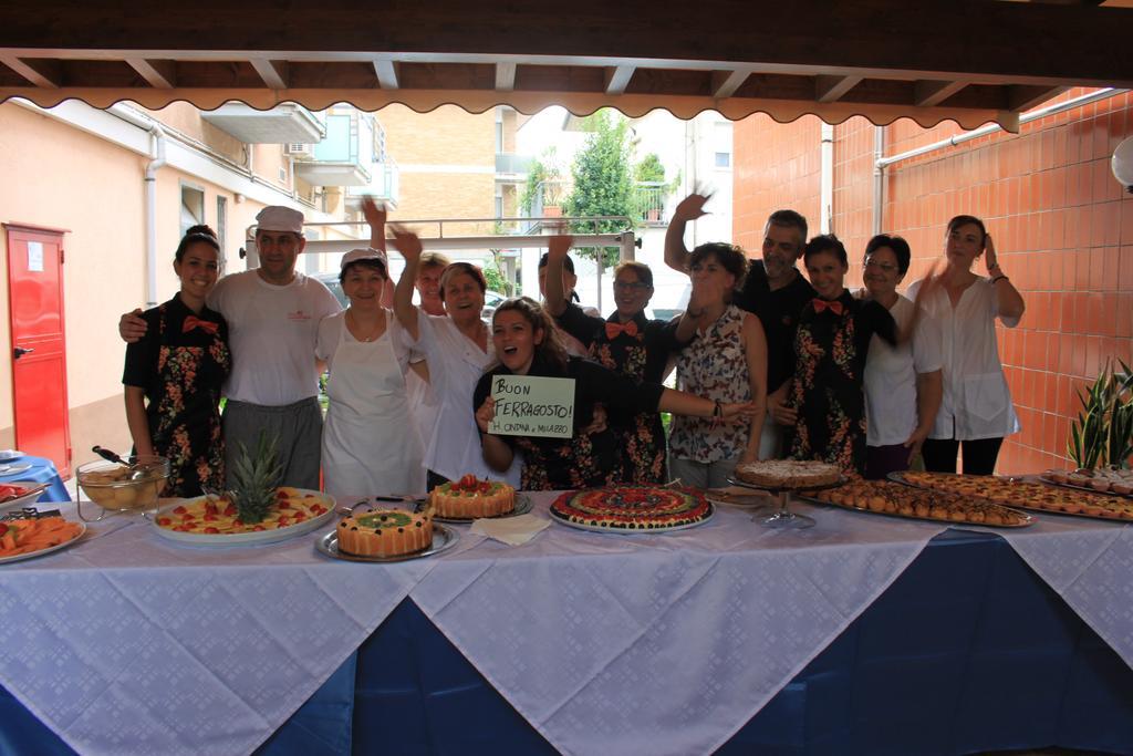 Hotel Ondina E Milazzo Τσέρβια Εξωτερικό φωτογραφία